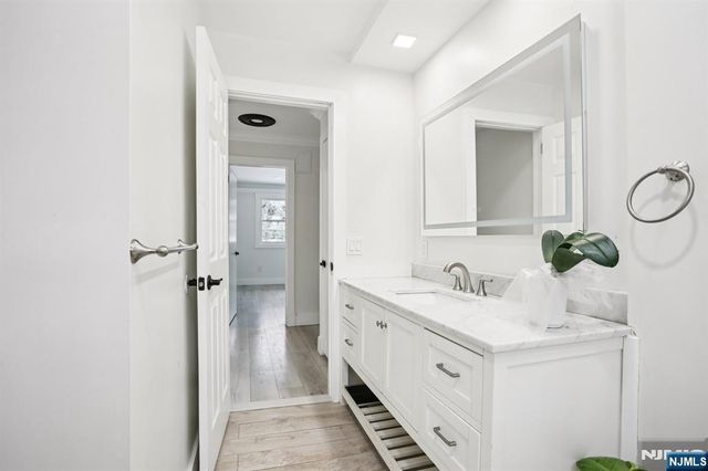 56 Pinehill Drive, Upper Saddle River, NJ 07458