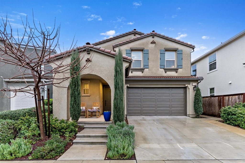 Image 1 of property listing at 4301 San Miguel Rd, Madera, CA 93636