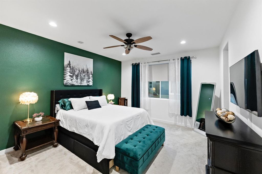 Image 11 of property listing at 4301 San Miguel Rd, Madera, CA 93636