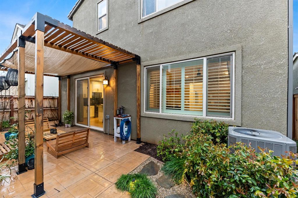 Image 19 of property listing at 4301 San Miguel Rd, Madera, CA 93636