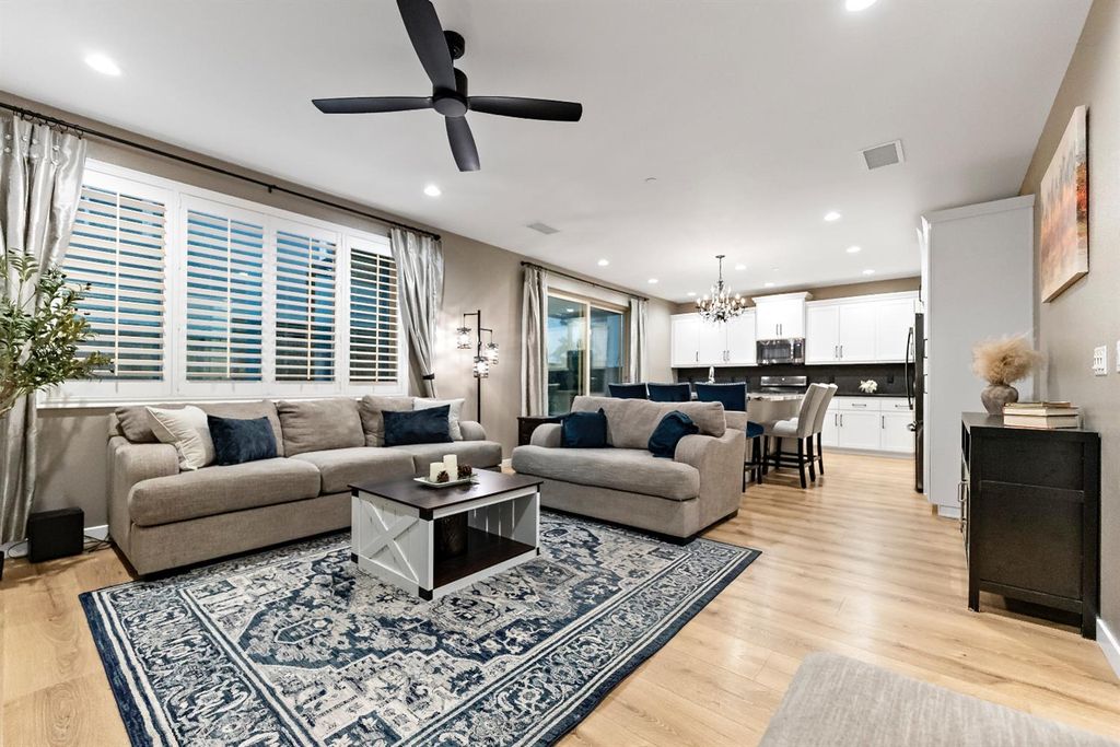 Image 5 of property listing at 4301 San Miguel Rd, Madera, CA 93636