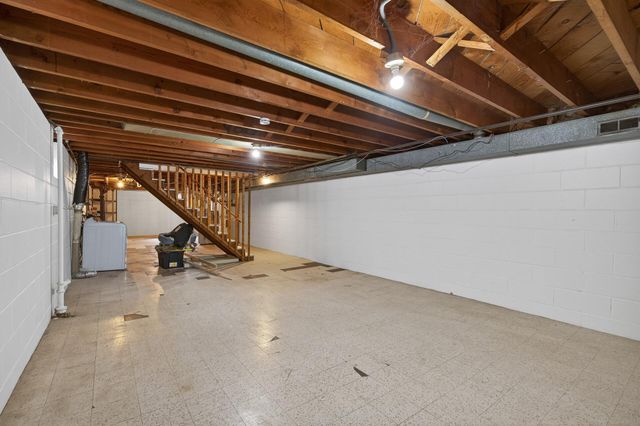 5608 28th Avenue S, Minneapolis, MN 55417