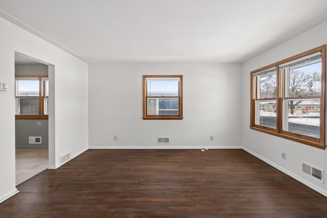 5608 28th Avenue S, Minneapolis, MN 55417