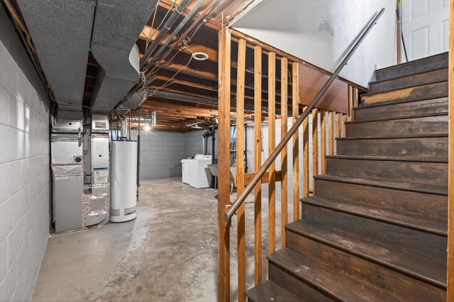 5608 28th Avenue S, Minneapolis, MN 55417