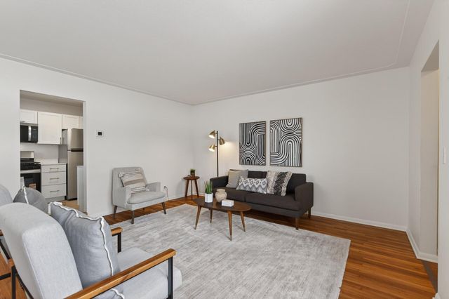 5608 28th Avenue S, Minneapolis, MN 55417