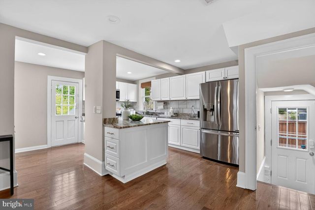 112 S ROLLING RD, Baltimore, MD 21228