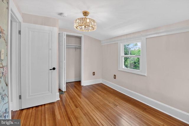 112 S ROLLING RD, Baltimore, MD 21228