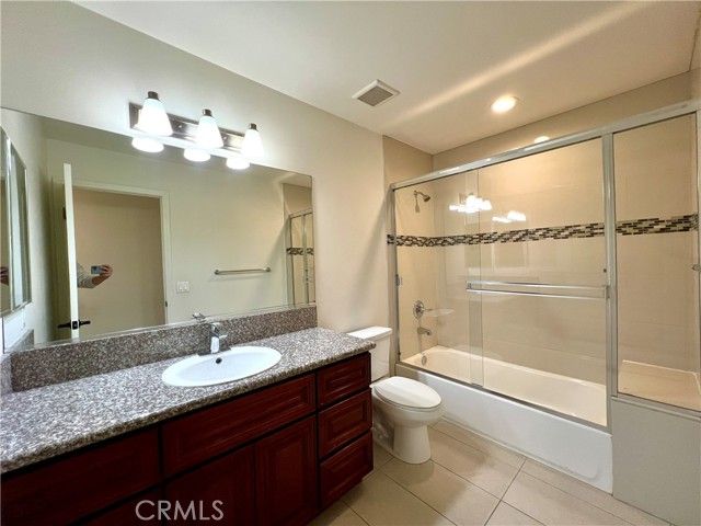 1672 E Harvard B, Ontario, CA 91764