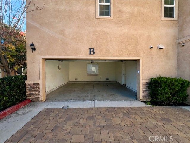1672 E Harvard B, Ontario, CA 91764