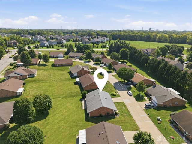 1813 Primrose Lane, Fairborn, OH 45324