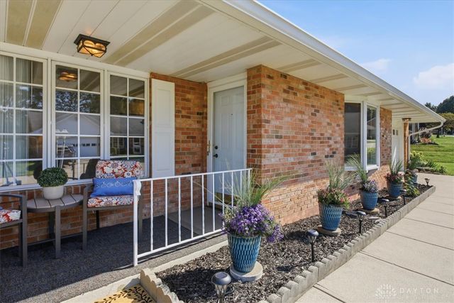 1813 Primrose Lane, Fairborn, OH 45324