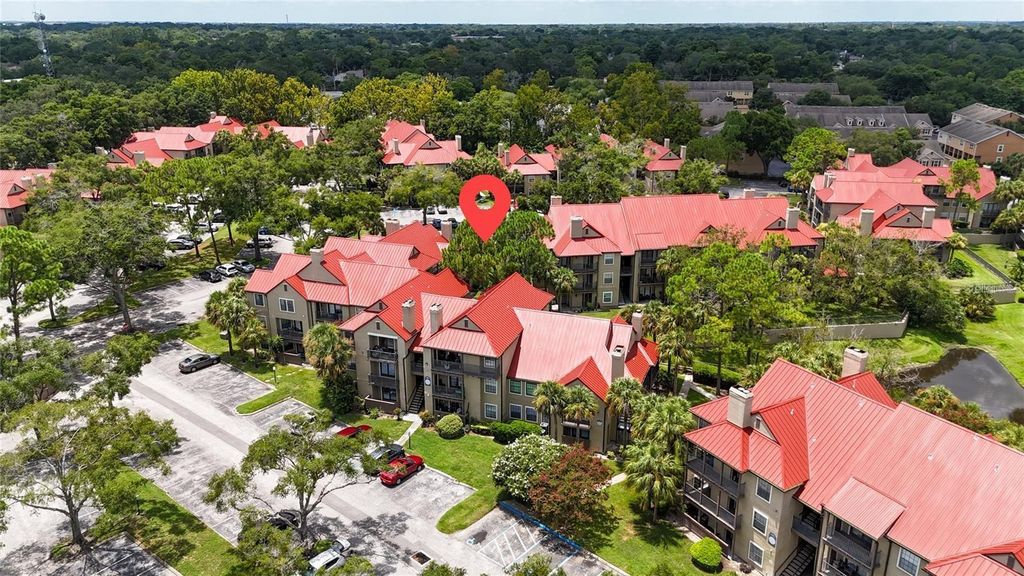 Image 25 of property listing at 232 AFTON SQUARE 108, Altamonte Springs, FL 32714