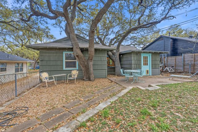 1112 Mission RDG, Austin, TX 78704