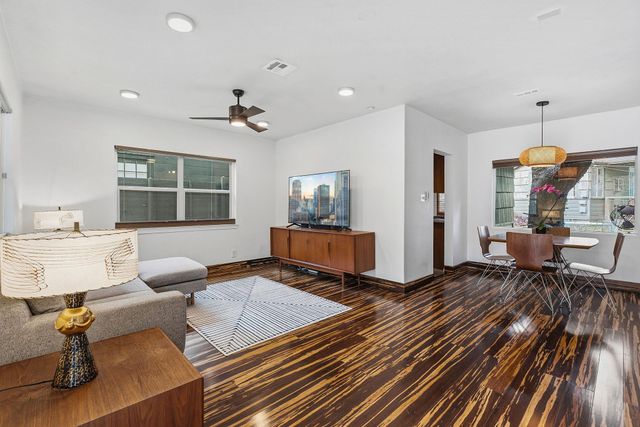 1112 Mission RDG, Austin, TX 78704