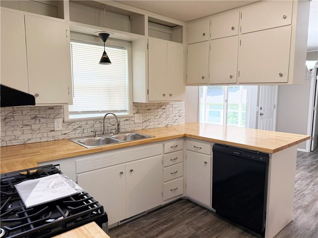 212 W Kimberly Lane, Rogers, AR 72756