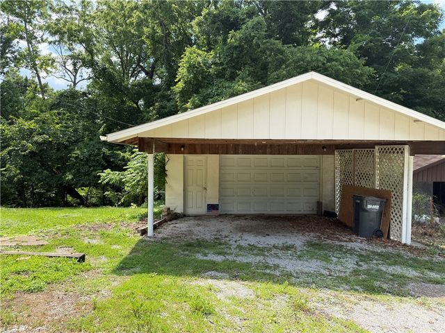 212 W Kimberly Lane, Rogers, AR 72756