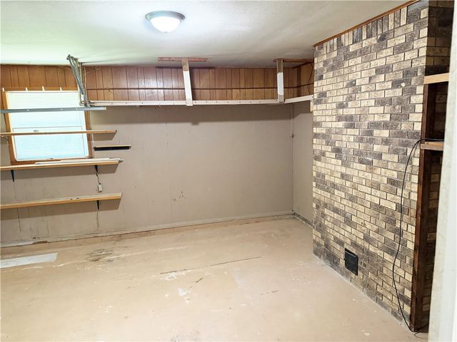 212 W Kimberly Lane, Rogers, AR 72756