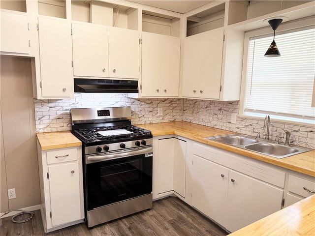 212 W Kimberly Lane, Rogers, AR 72756