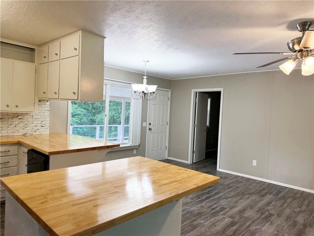 212 W Kimberly Lane, Rogers, AR 72756