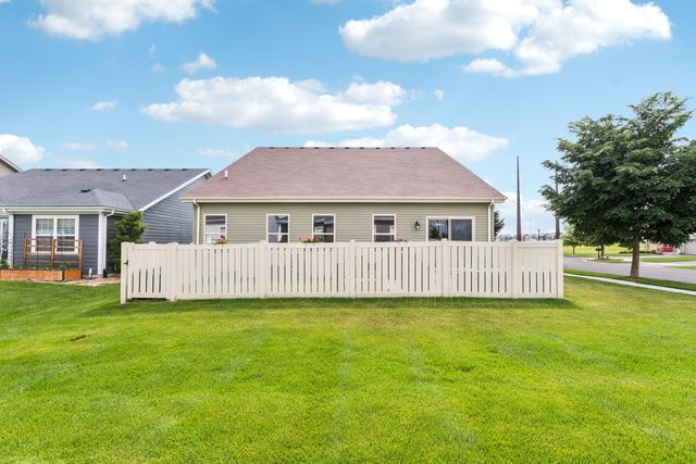 10224 Privet Drive, Crown Point, IN 46307
