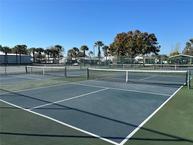 5707 45TH STREET E 64, Bradenton, FL 34203