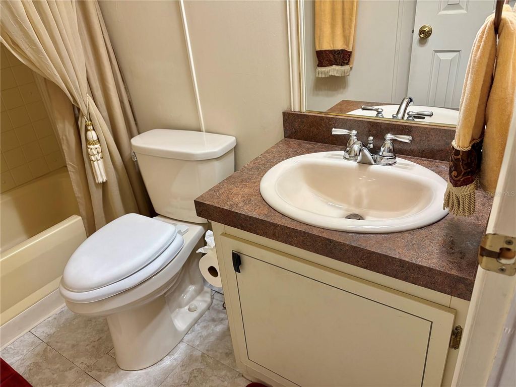 Image 23 of property listing at 5707 45TH STREET E 64, Bradenton, FL 34203