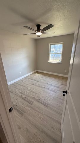 111 Iberis Court, Arlington, TX 76018