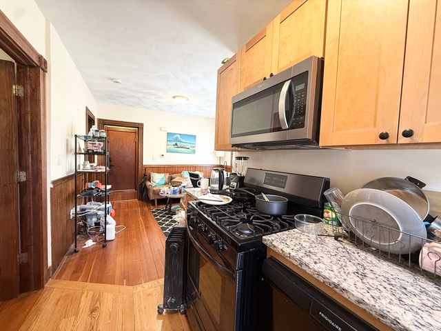 146 Webster Avenue 1, Cambridge, MA 02141