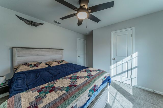 512 Amory Street, Azle, TX 76020