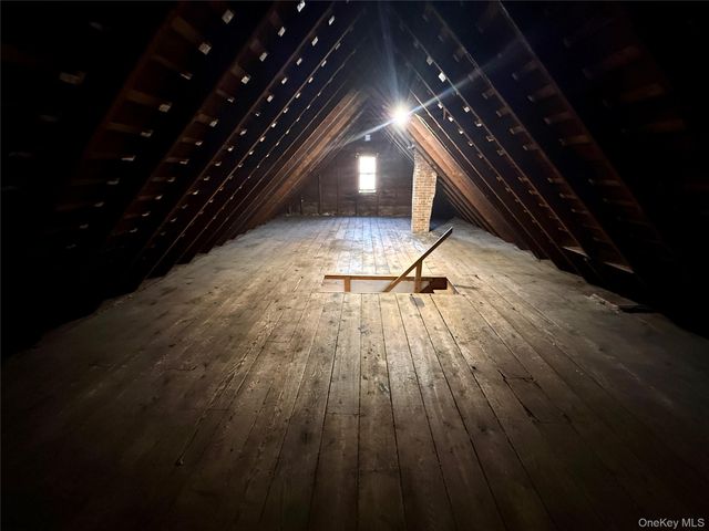 14 Belvedere Street, Kingston, NY 12401