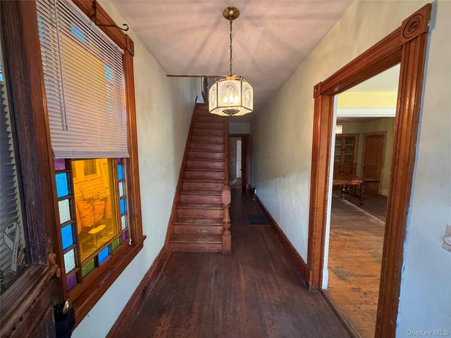 14 Belvedere Street, Kingston, NY 12401