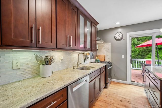 111 Hilltop Road, Monroe, NY 10950