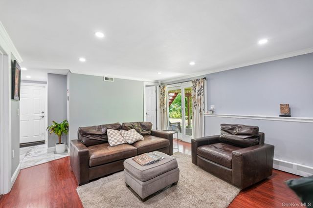 111 Hilltop Road, Monroe, NY 10950