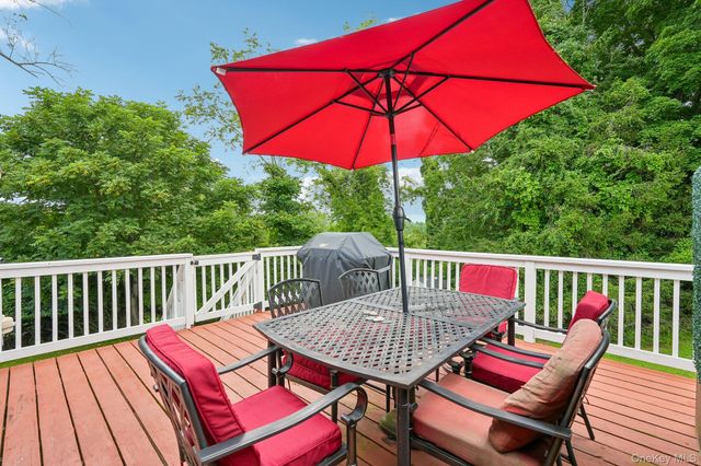 111 Hilltop Road, Monroe, NY 10950