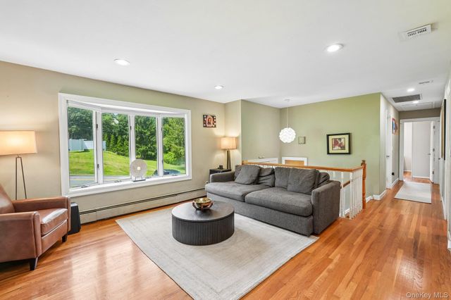 111 Hilltop Road, Monroe, NY 10950