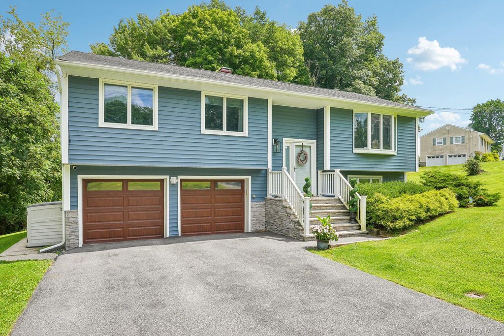 111 Hilltop Road, Monroe, NY 10950 — photo 2