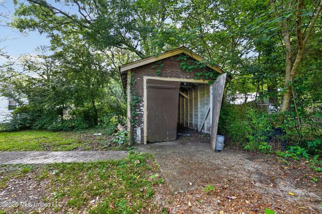 603 Launcelot Road, Jackson, MS 39206