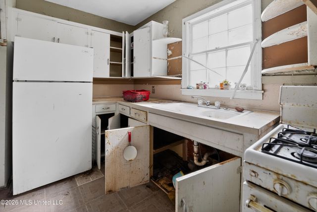 603 Launcelot Road, Jackson, MS 39206