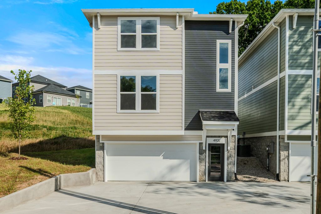 4931 Leesa Ann Ln, Hermitage, TN 37076