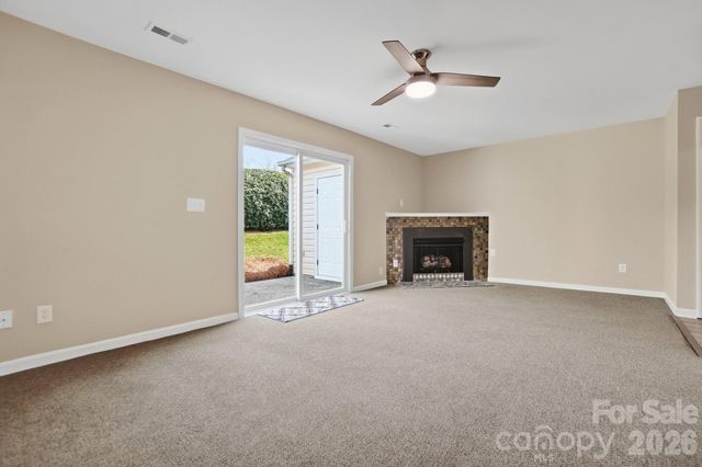 7531 Pilot Cove Court, Denver, NC 28037