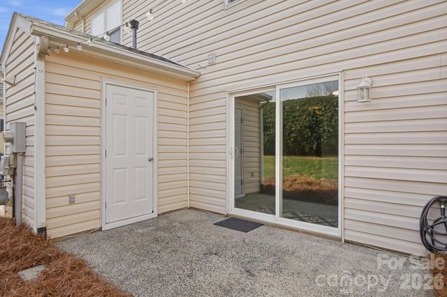 7531 Pilot Cove Court, Denver, NC 28037