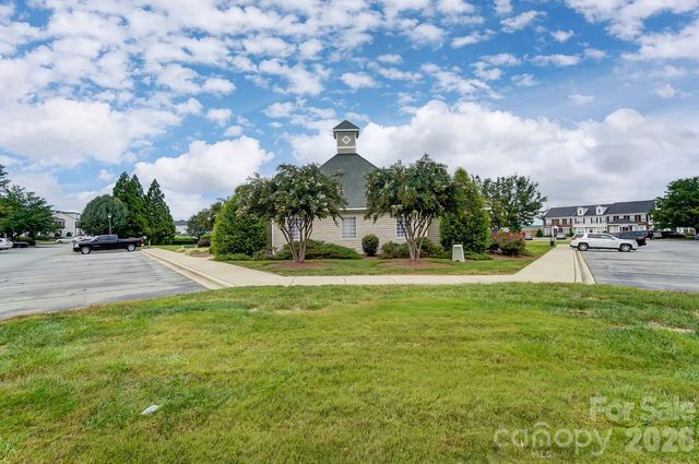 7531 Pilot Cove Court, Denver, NC 28037