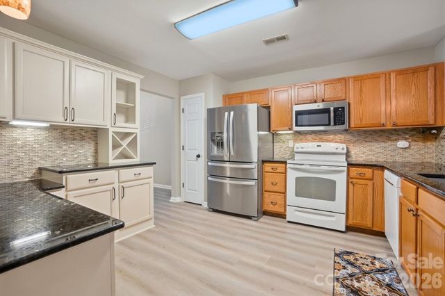 7531 Pilot Cove Court, Denver, NC 28037