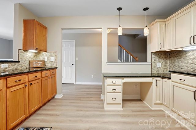 7531 Pilot Cove Court, Denver, NC 28037