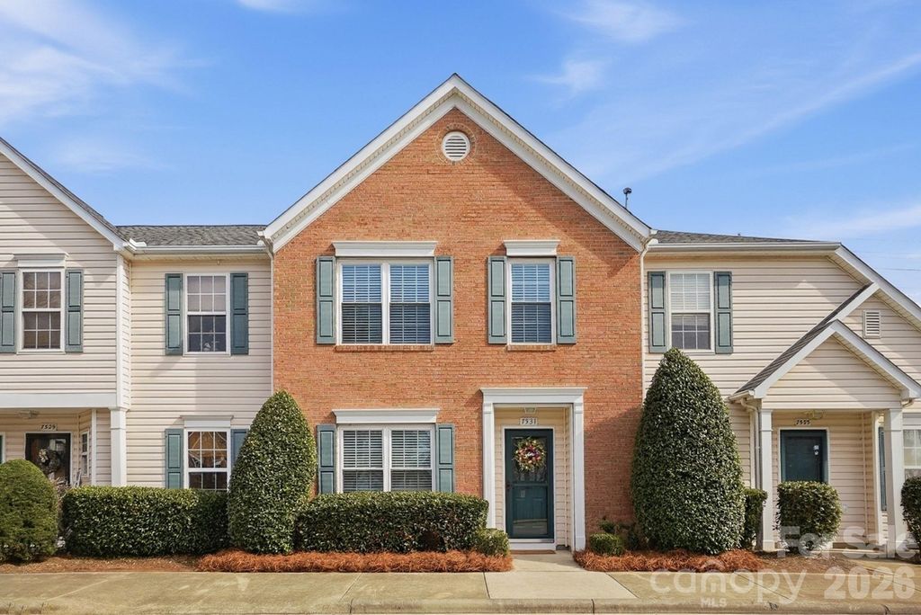 7531 Pilot Cove Court, Denver, NC 28037
