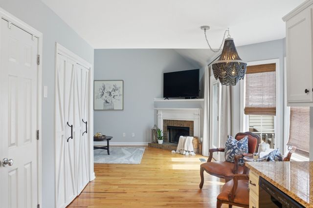 1003 Persimmon Dr, Spring Hill, TN 37174