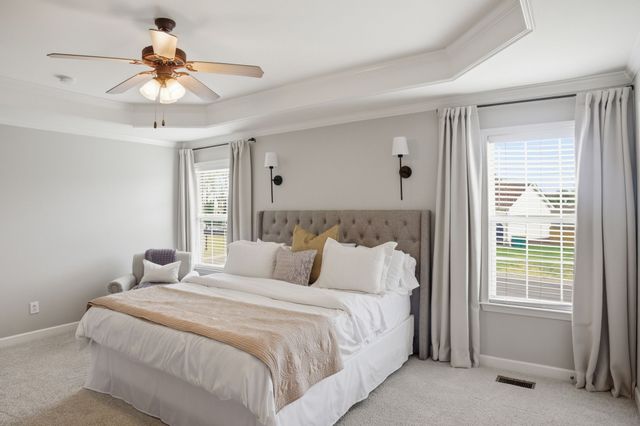 1003 Persimmon Dr, Spring Hill, TN 37174