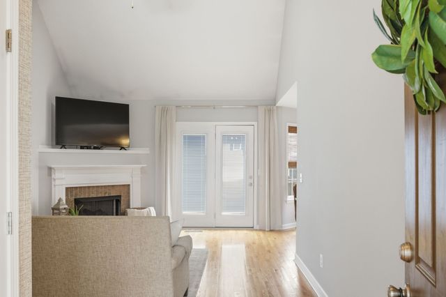 1003 Persimmon Dr, Spring Hill, TN 37174