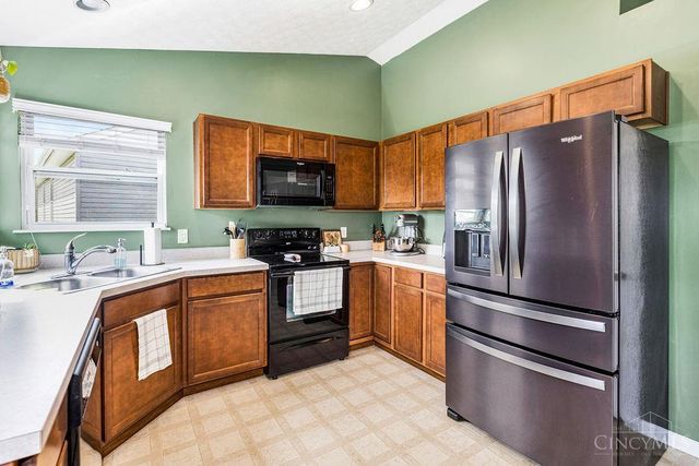 2002 Prairie Clover Drive, Turtle Creek Twp, OH 45036