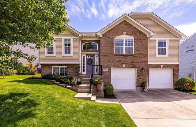 2002 Prairie Clover Drive, Turtle Creek Twp, OH 45036